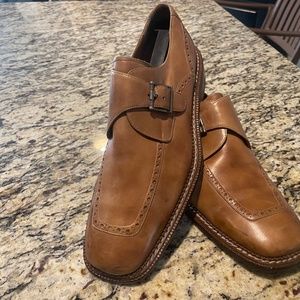 Men’s Avventura dress shoes